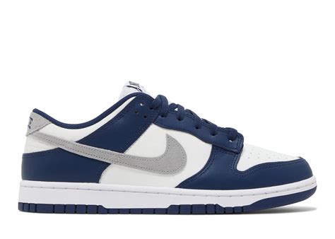 nike midnight navy and white dunks